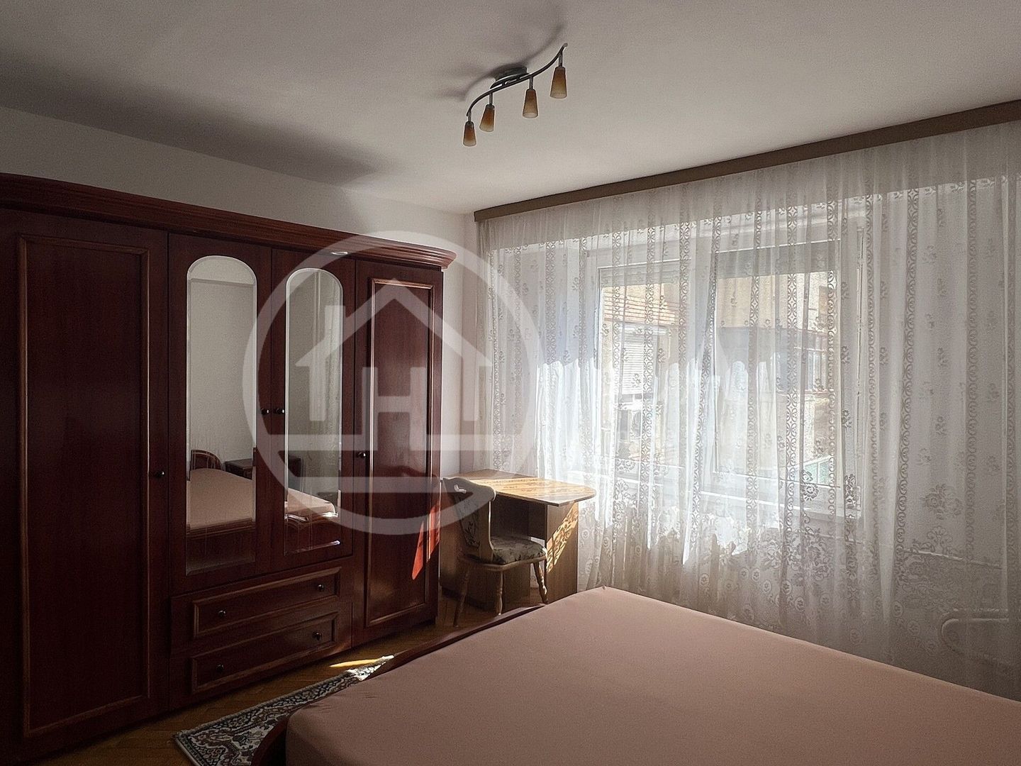 Apartament cu 3 camere de inchiriat in Cantemir Oradea - Poză 5