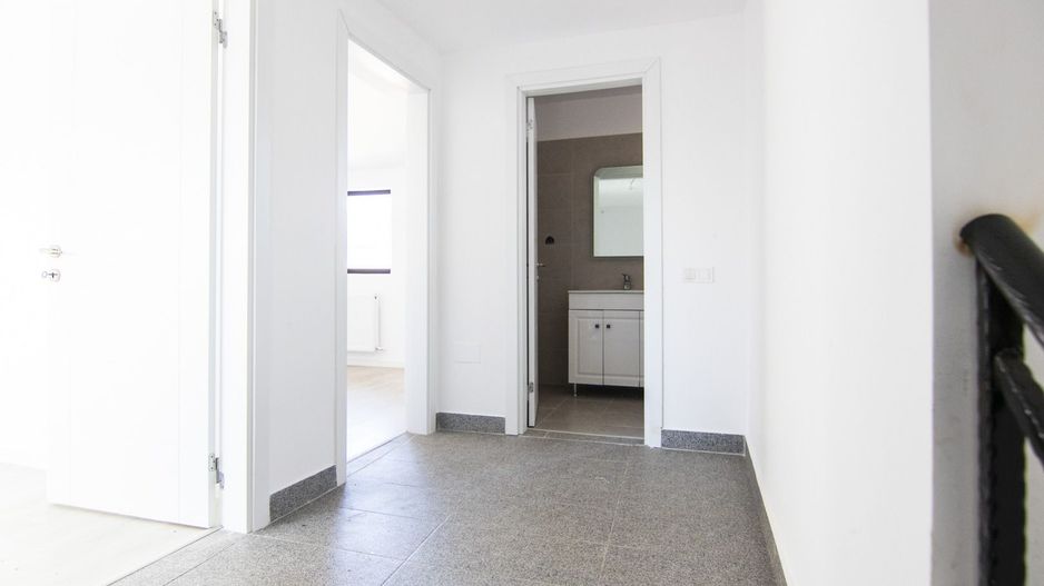 Casa insiruita, Celofibrei, an constr, 2021, Mutare imediata, 4 camere - Poză 3