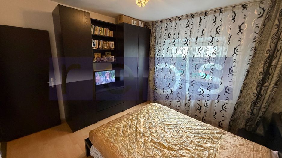 VANZARE 3 CAMERE DECOMANDAT MALL VITAN - Poză 4