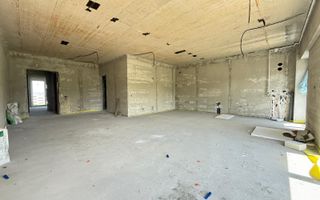 View panoramic , 3 camere +birou/dressing , parcare, Europa - Poză 2