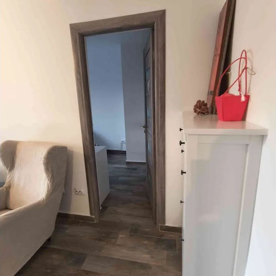 Metrou 1 Decembrie Decomandat 4 Camere - Poză 4