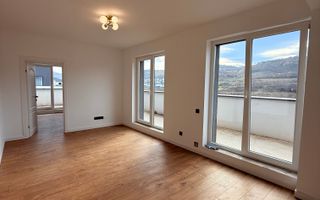 Apartament de vanzare/ Zona Terra / Floresti - Poză 1