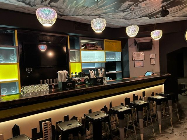 Spațiu comercial ultracentral, Pasaj Vulturul Negru, Oradea. 498.000 € - Poză 5