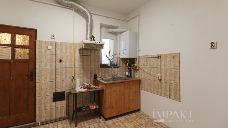 Apartament cu 3 camere si cota parte de gradina, zona strazii Horea! - Poză 6