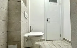 Casa mobilata modern, cu 3 camere de inchiriat - Sanpetru - Poză 12