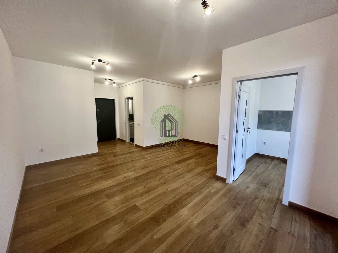 Apartament cu o camera in zona Abatorului / Parcul Poligon Floresti - Poză 2