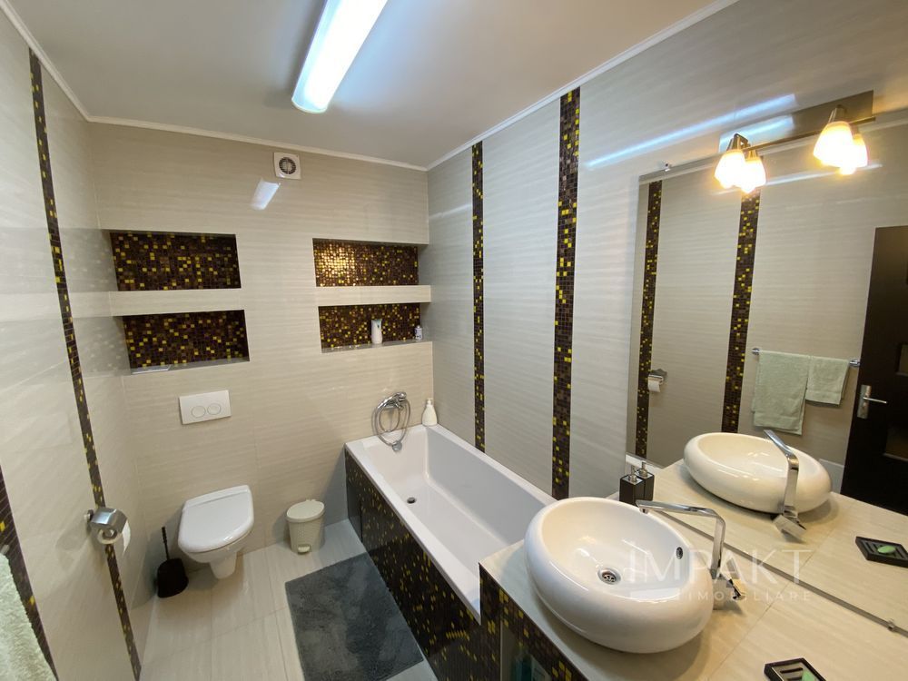 Apartament cu 3 Camere superb de inchiriat , zona Centrală - Poză 12
