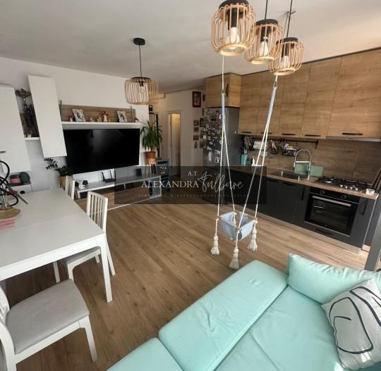 Apartament de vanzare 3 camere, 66 mp, 2 bai, balcon, 2 parcari - Poză 1