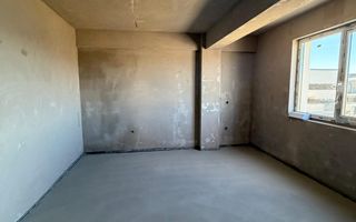 Ap cu 3 camere la etajul 2, incalzire in pardoseala, balcon si parcare - Poză 3