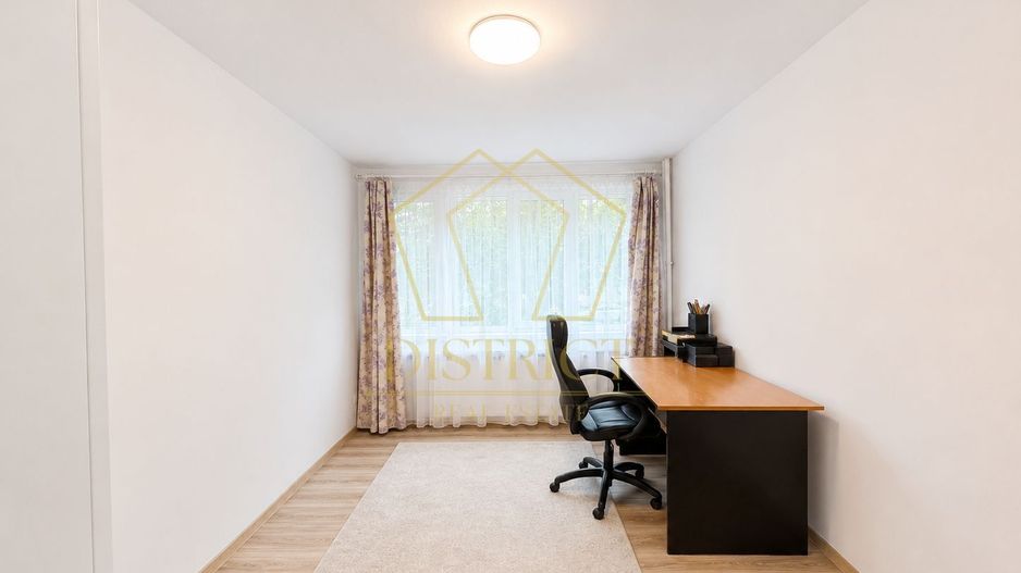 Apartament decomandat cu 3 camere și boxa | Parter | Dâmbovița - Poză 8