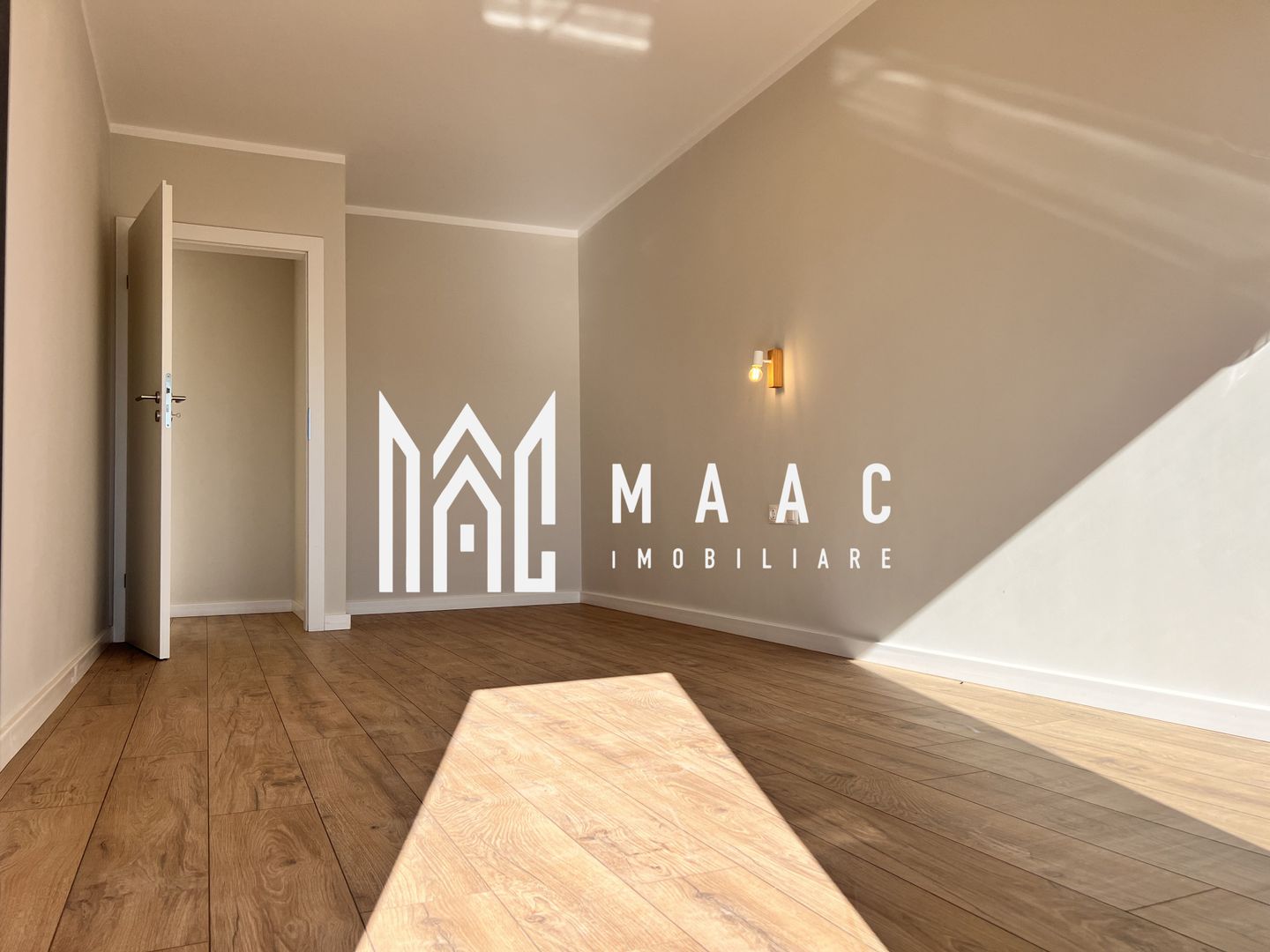 Penthouse pe 2 niveluri - FINISAT LA CHEIE I Comision 0% - Poză 1