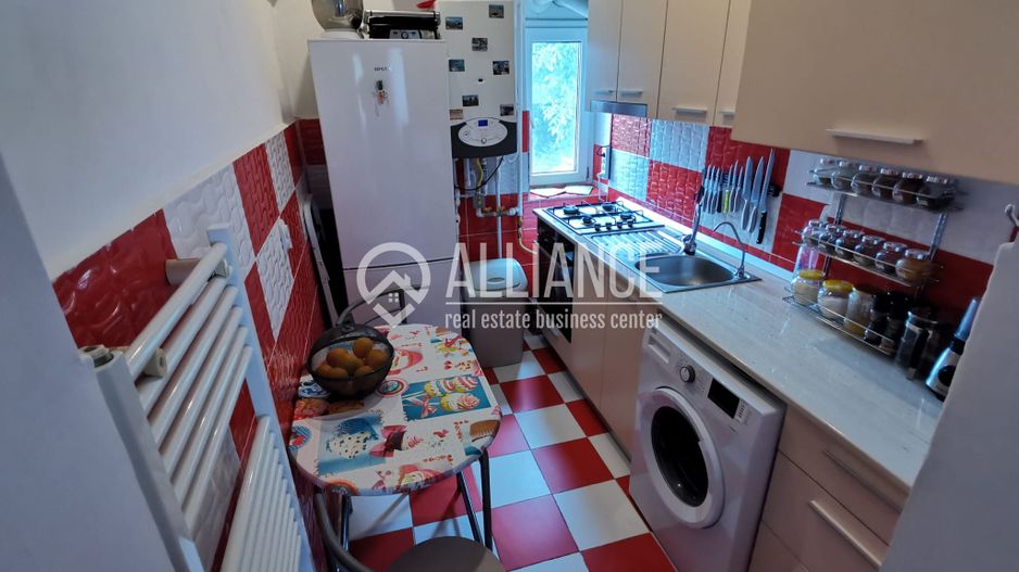 Apartament 3 Camere zona linistita ( Palas )( cod 12 ) - Poză 11