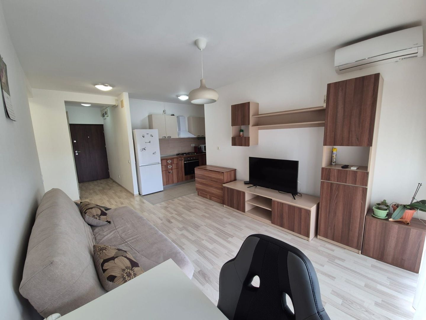 Apartament 2 camere modern, bloc nou, centrala proprie, Ozana - Poză 2