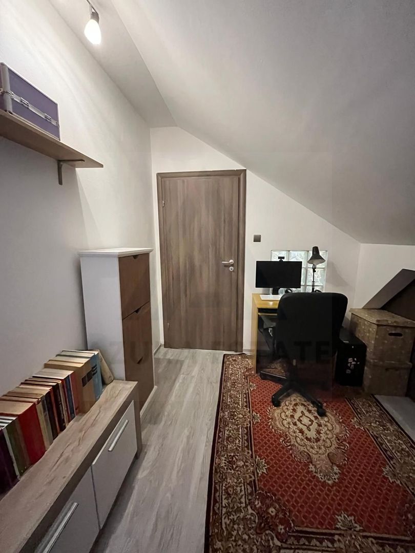Apartament 3 camere 2 balcoane bucatarie inchisa in zona Strand II - Poză 4
