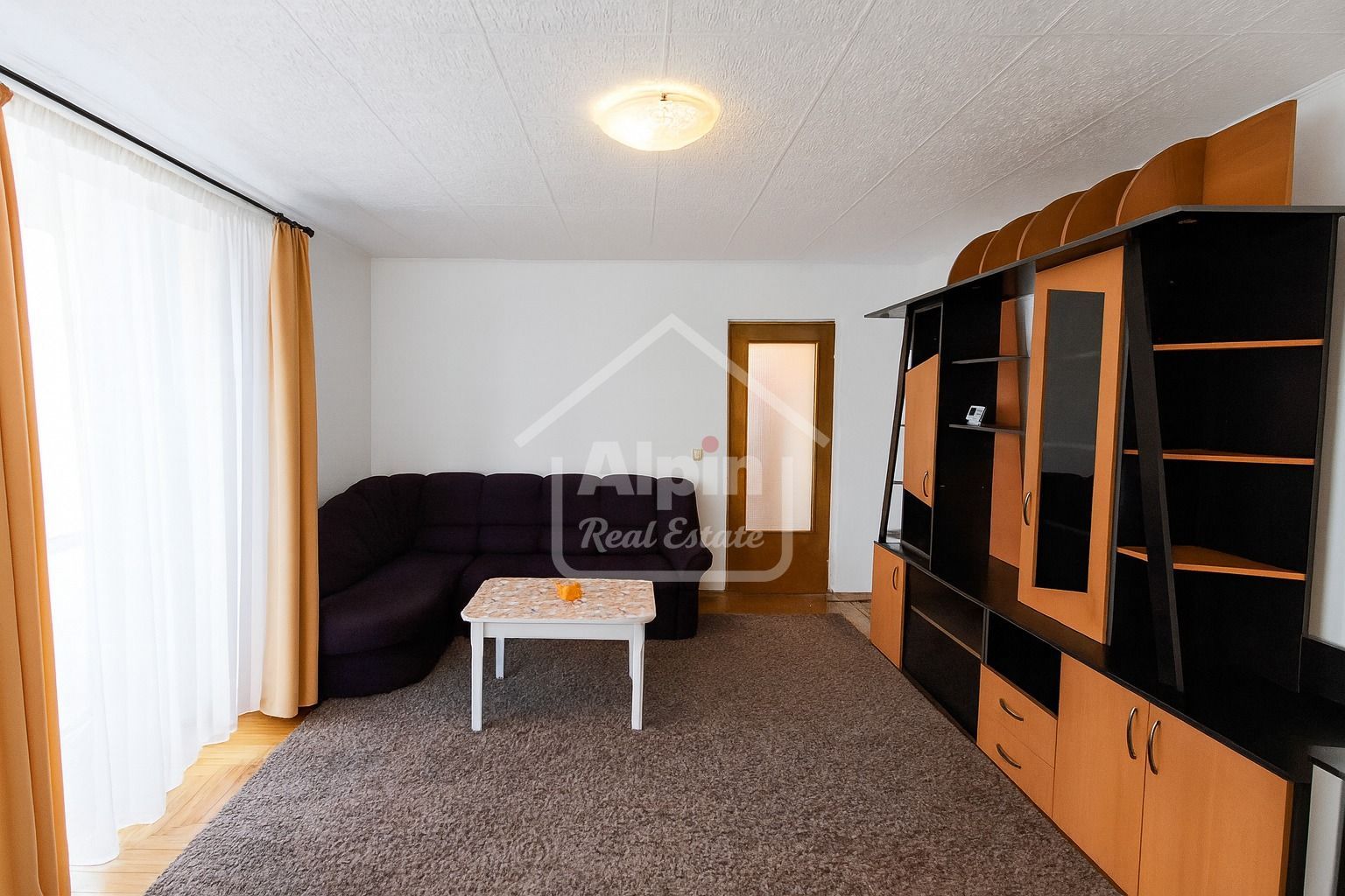 Suprafata Generoasa Garii - Poză 3