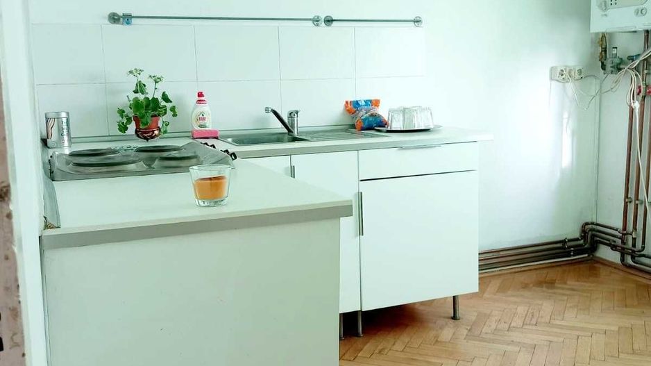 De închiriat apartament Universitate - Poză 2