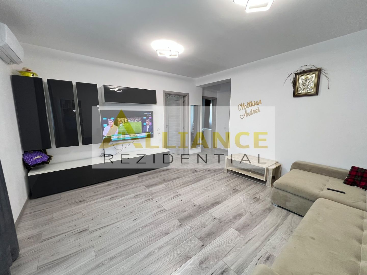 CASA PARTER MOBILATA SI UTILATA -3 CAMERE- TEREN 300MP - Poză 9