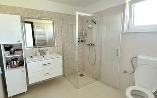 🏡 Casă Înșiruită Spațioasă cu 3 Dormitoare și Filigorie – 190.000 € - Poză 8