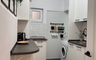 Apartament ultracentral 3 camere proaspat renovat - Poză 13