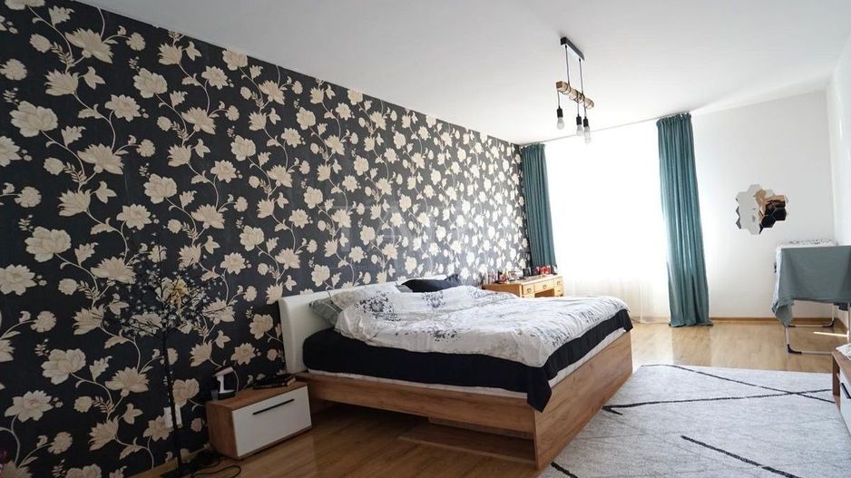 Apartament spațios, 3 camere, 100 mp, terasa, lângă Parcul Central. - Poză 7