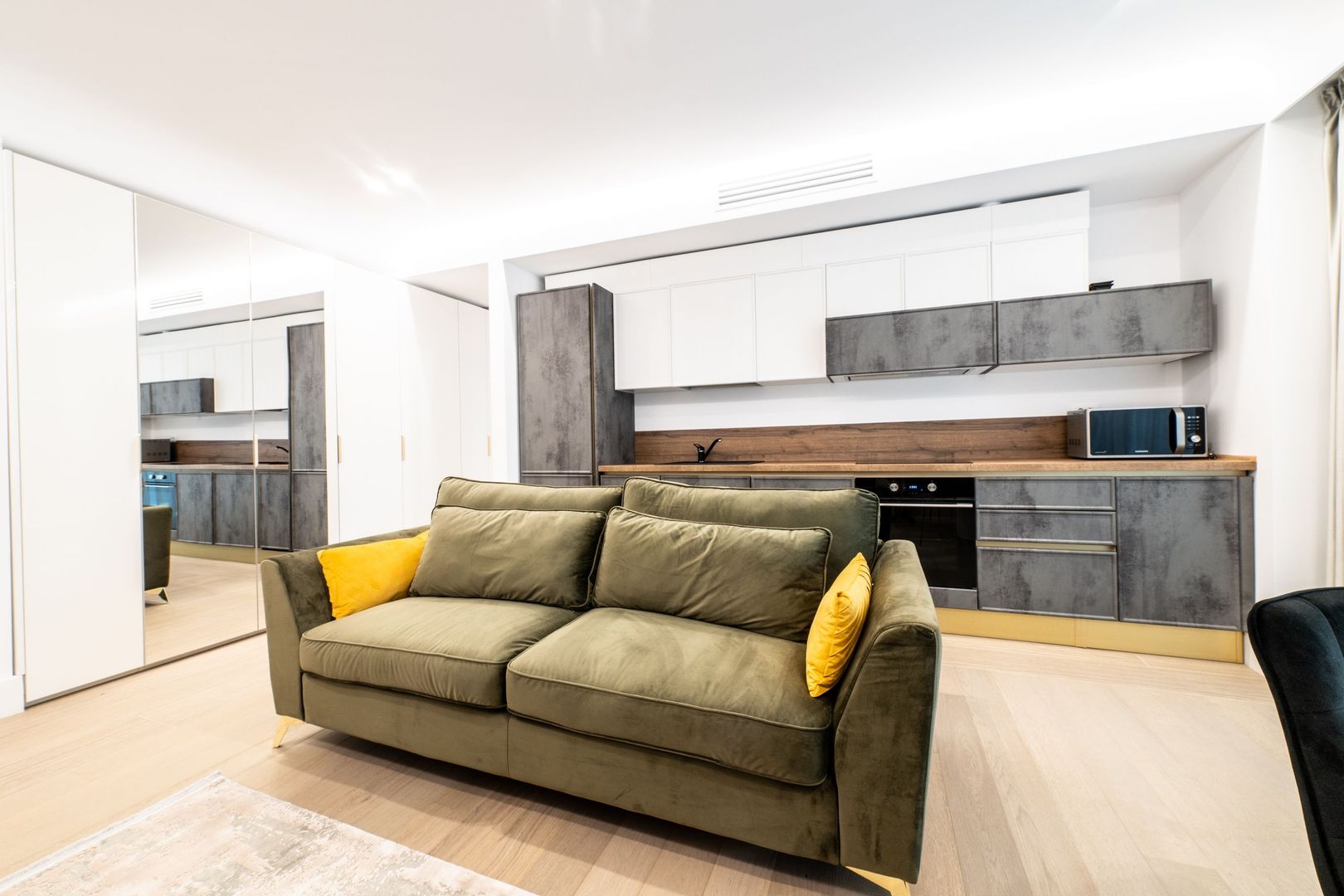 CORTINA 126 | Apartament exclusivist | Terasa de 15 mp | Ultra LUX - Poză 3