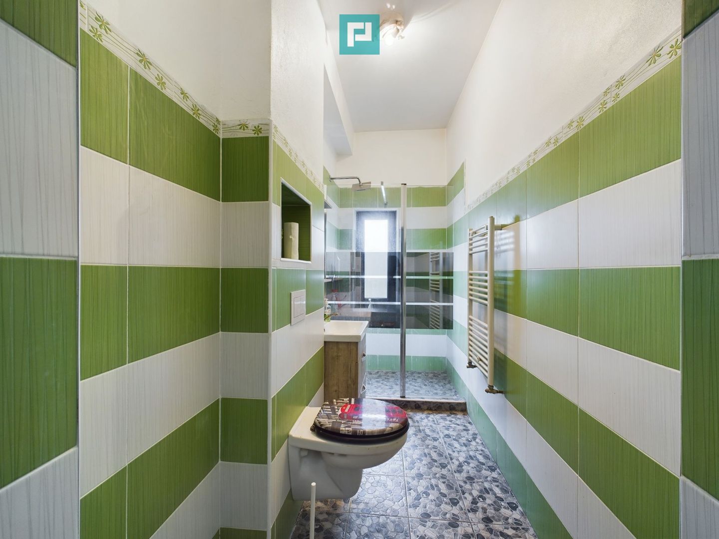 Proprietate multifuncțională într-o locație Centrală - Poză 8