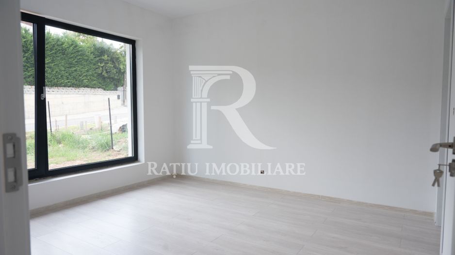 Casă modernă de vânzare | 3 dormitoare | Teren 750 mp | Oradea - Poză 13