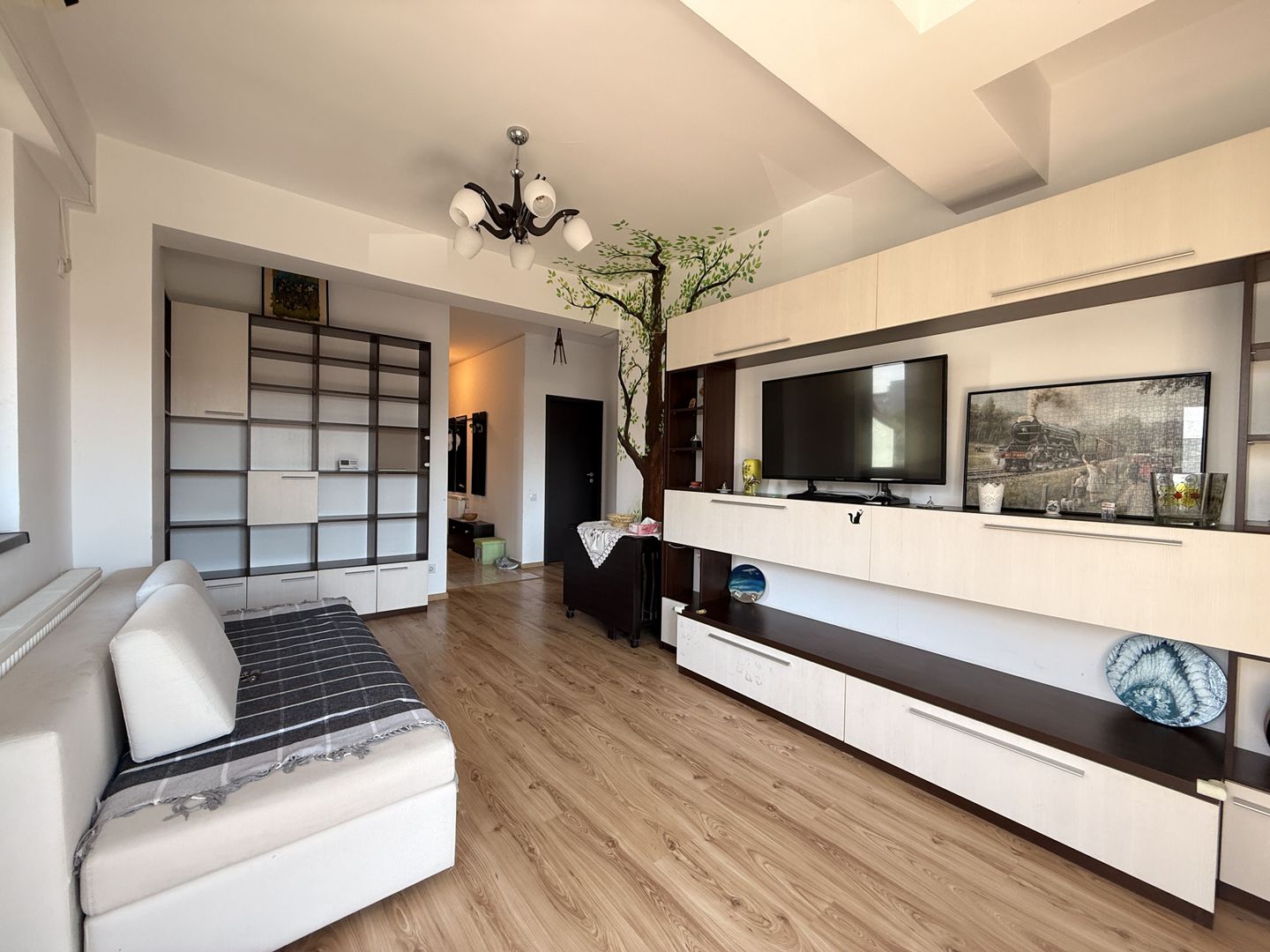 Apartmanet  1 Mai - Mihalache - Grivița (COMISION ZERO) - Poză 3