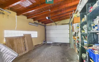 Casă ultracentrală cu 6 camere pentru investiții - Poză 25
