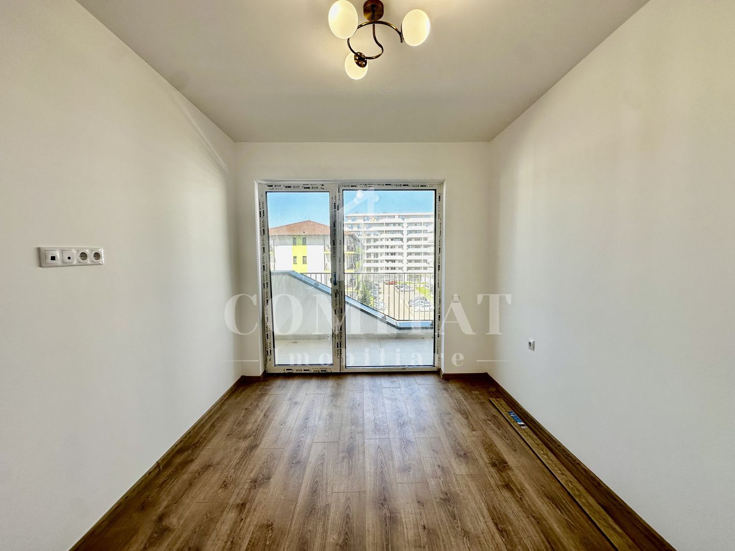 Apartament la etaj intermediar | Finisat | Eroilor - Poză 7