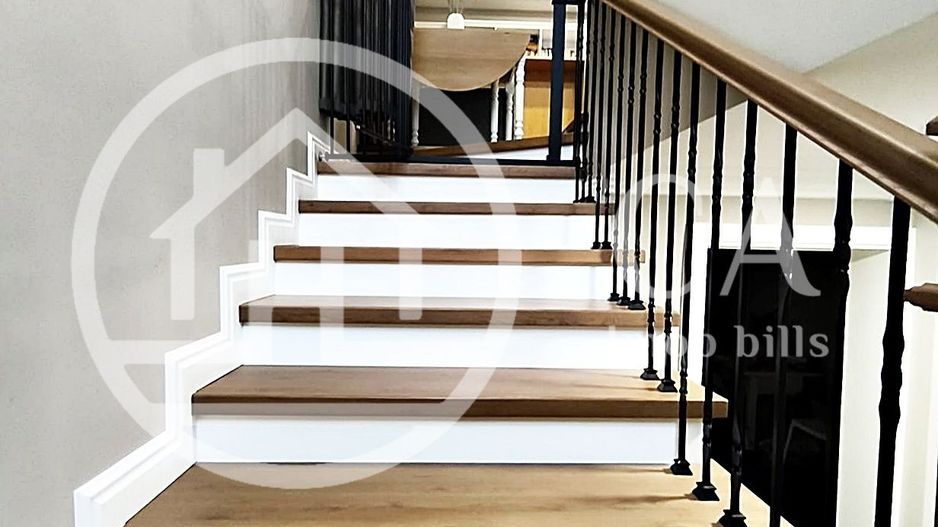 Casă de vânzare cu 5 camere în zona de Dealuri, Oradea - Poză 12