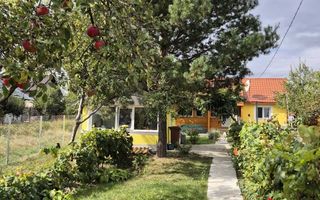 Casă individuală renovată integral, 70 mp, și teren 940 mp, în apropiere de Valea Sânzienelor, Rediu - Poză 1