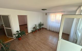 Vand Casa P+M 5 Camere-Curte si Strada Privata-Zona Catargiu - Poză 1