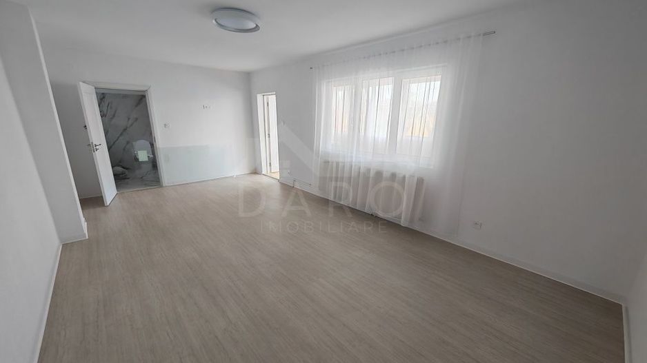 Casa de inchiriat zona centrala-ideal pt 4 studenti - Poză 4