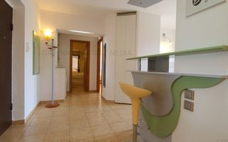 Piata Unirii - Unirii Shopping Center, renovat complet, 3 balcoane, bloc 1996 - Poză 6