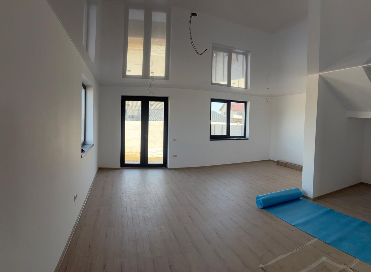 Duplex modern intr-o zona linistita - Poză 2