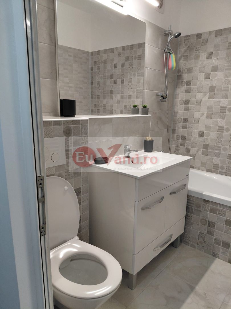 Vanzare - apartament cu 3 camere, Micro 16, renovat, mobilat nou - Poză 14