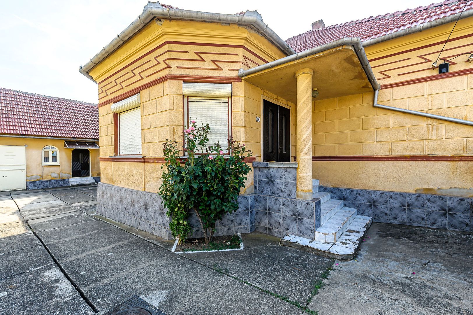 Casă frumoasă la Săvârșin - Poză 6