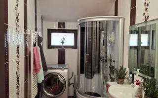 Vila cu 7 camere de vanzare in Paulesti - Poză 21
