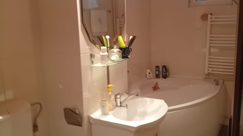 Apartament 3 camere dec,Micro 21,et 3,2 bai,2 balcoane - Poză 8