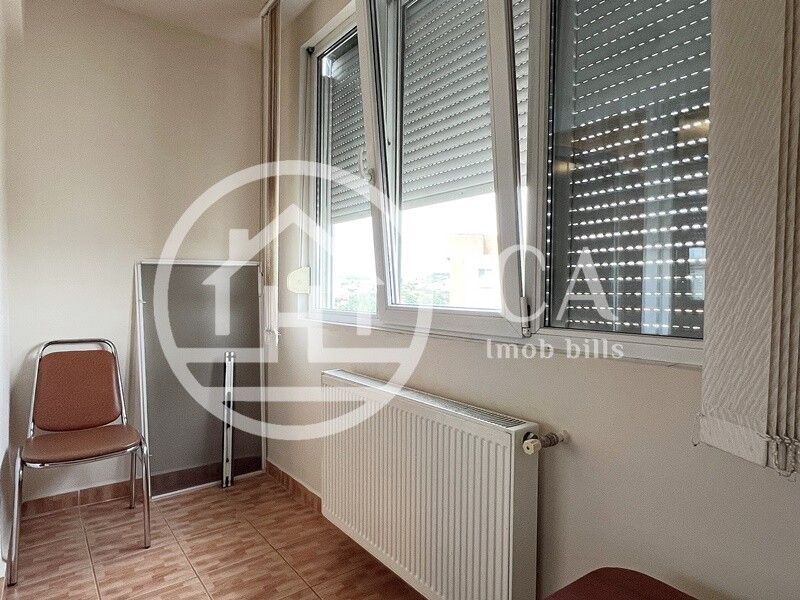 Apartament de închiriat cu 3 camere în zona Rogerius, Oradea - Poză 11