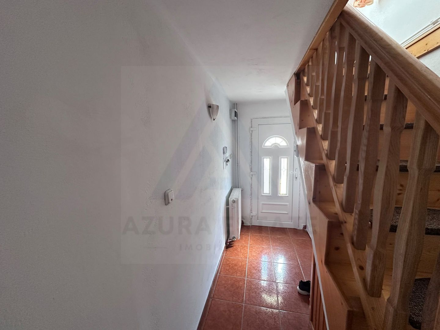 Apartament 3 camere decomandat  78 mp pivnita curte  in zona Centrala - Poză 7