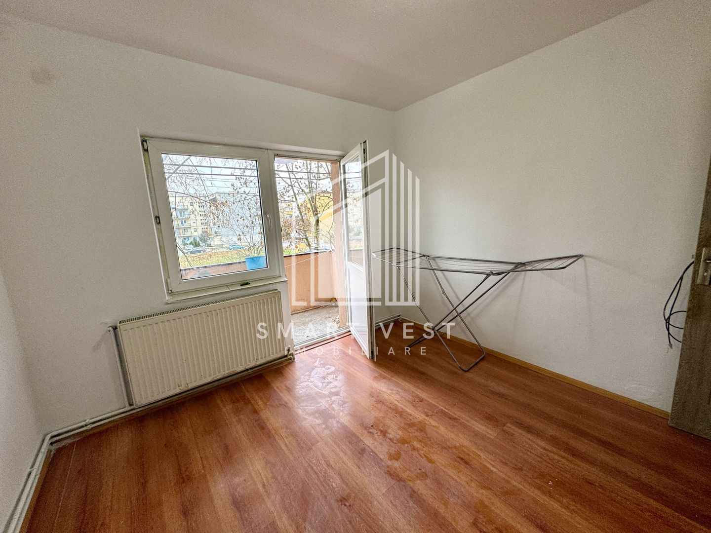 Apartament 4 camere | Etaj 2 din 4 | Zona Micro 17 - Poză 3