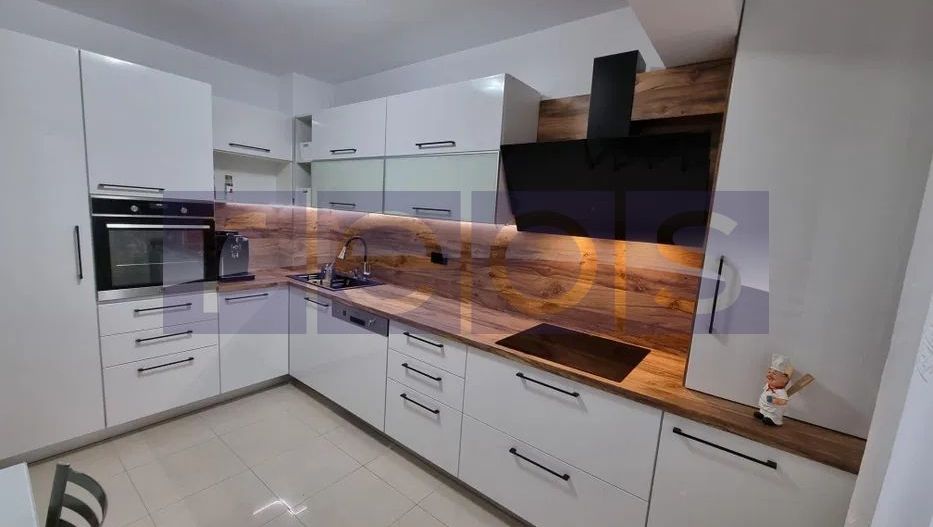 VANZARE 3 CAMERE | DECOMANDAT | EROII REVOLUTIEI - Poză 5