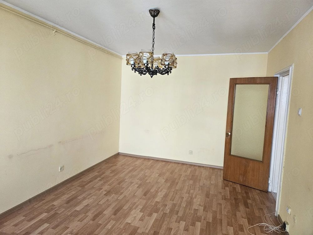 Decomandat // 300m de metrou Tineretului // luminos - Poză 2