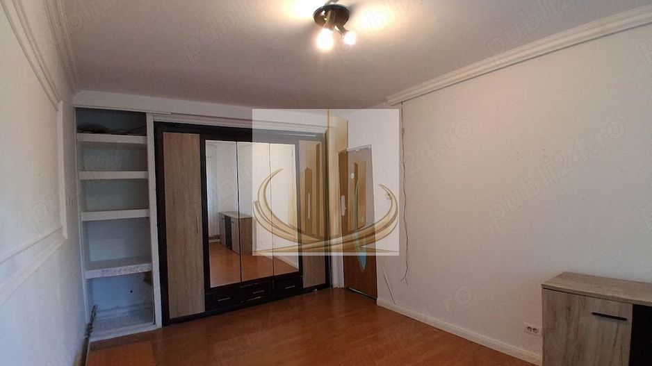 Ap 3 camere decomandat Lipovei parter - Poză 1