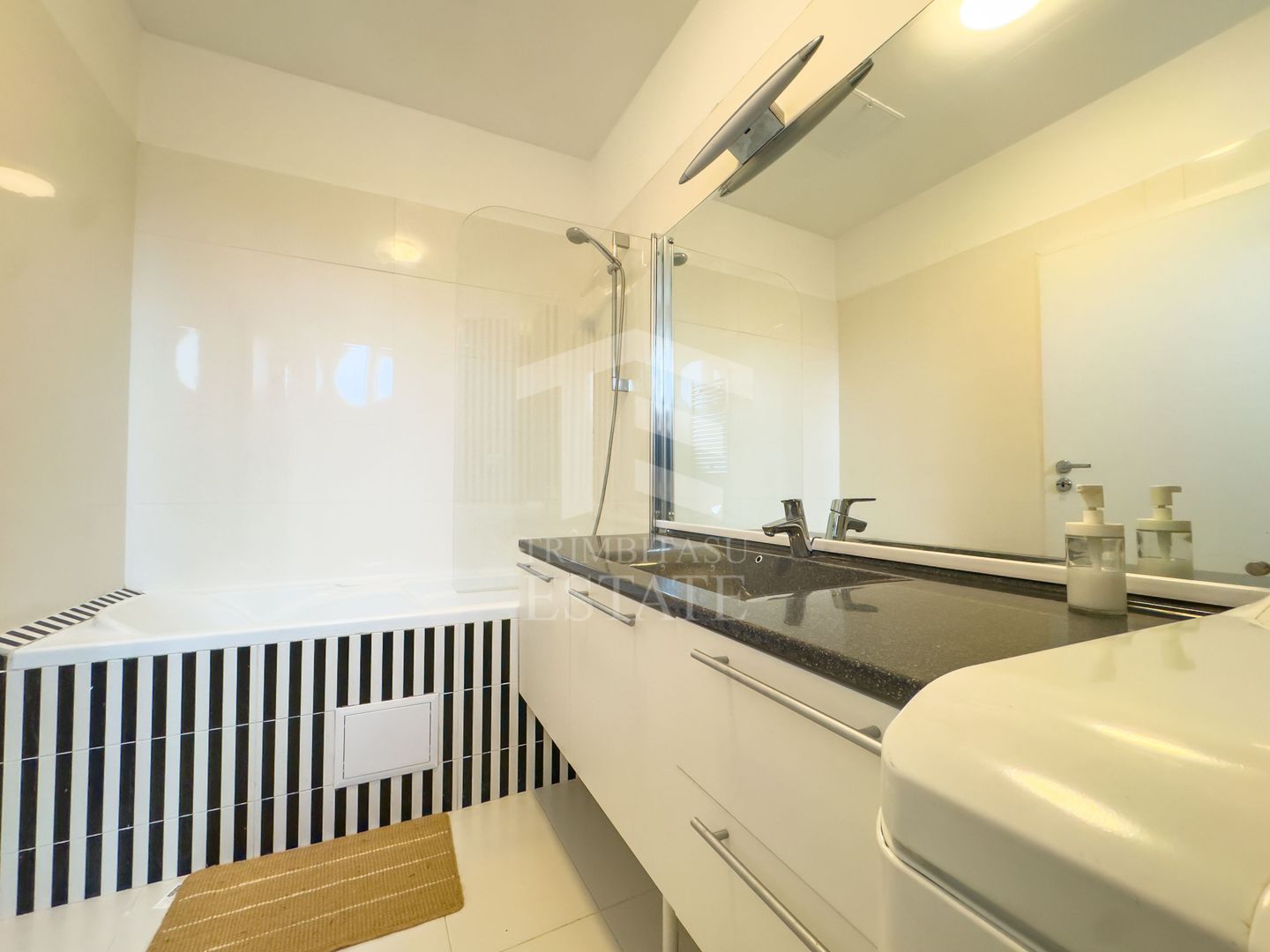 3 Camere Premium | Universitate – Mântuleasa | 0% Comision - Poză 21