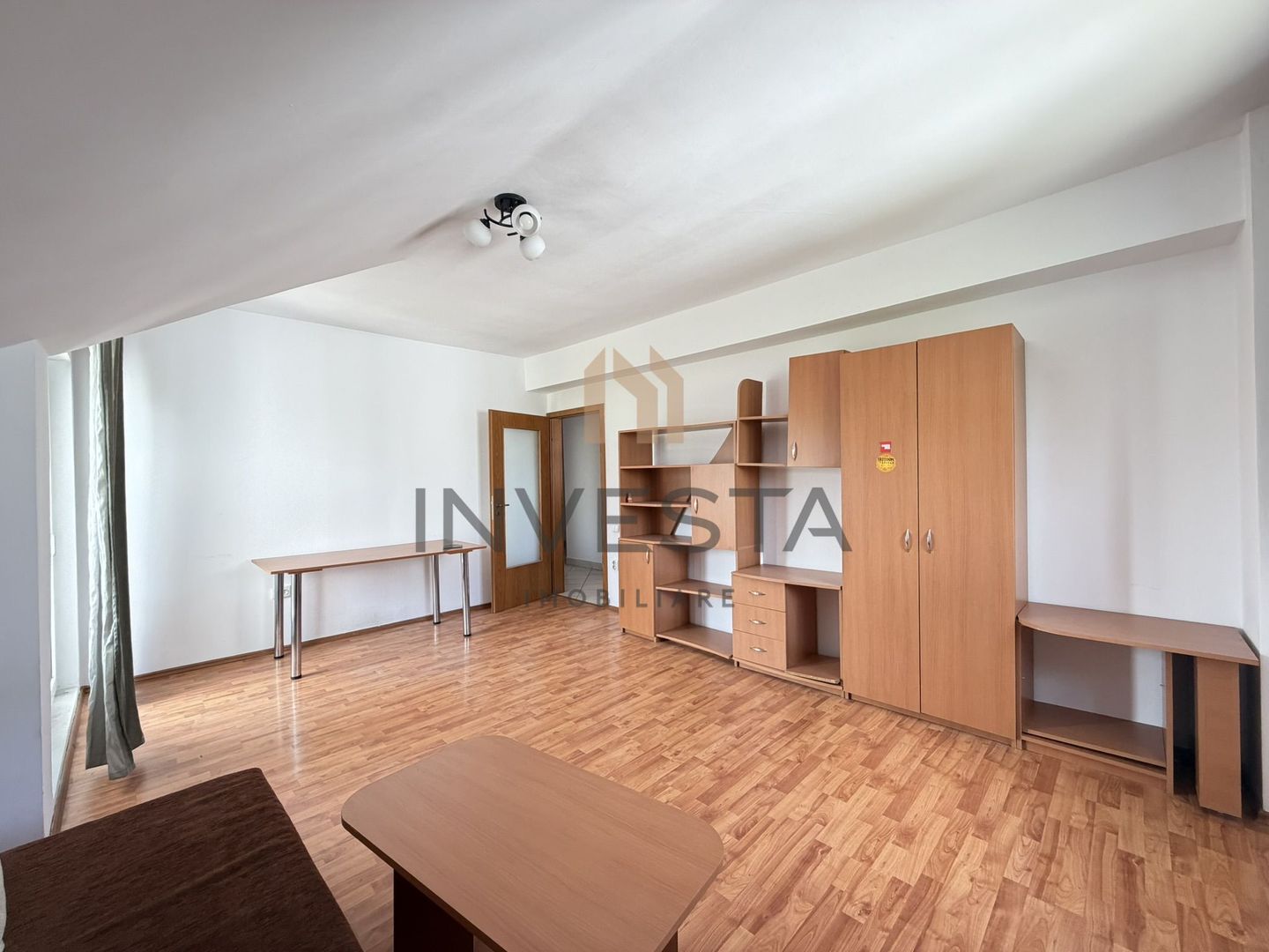 Apartament decomandat cu 3 camere, vedere spre oras, zona Calea Turzii - Poză 2