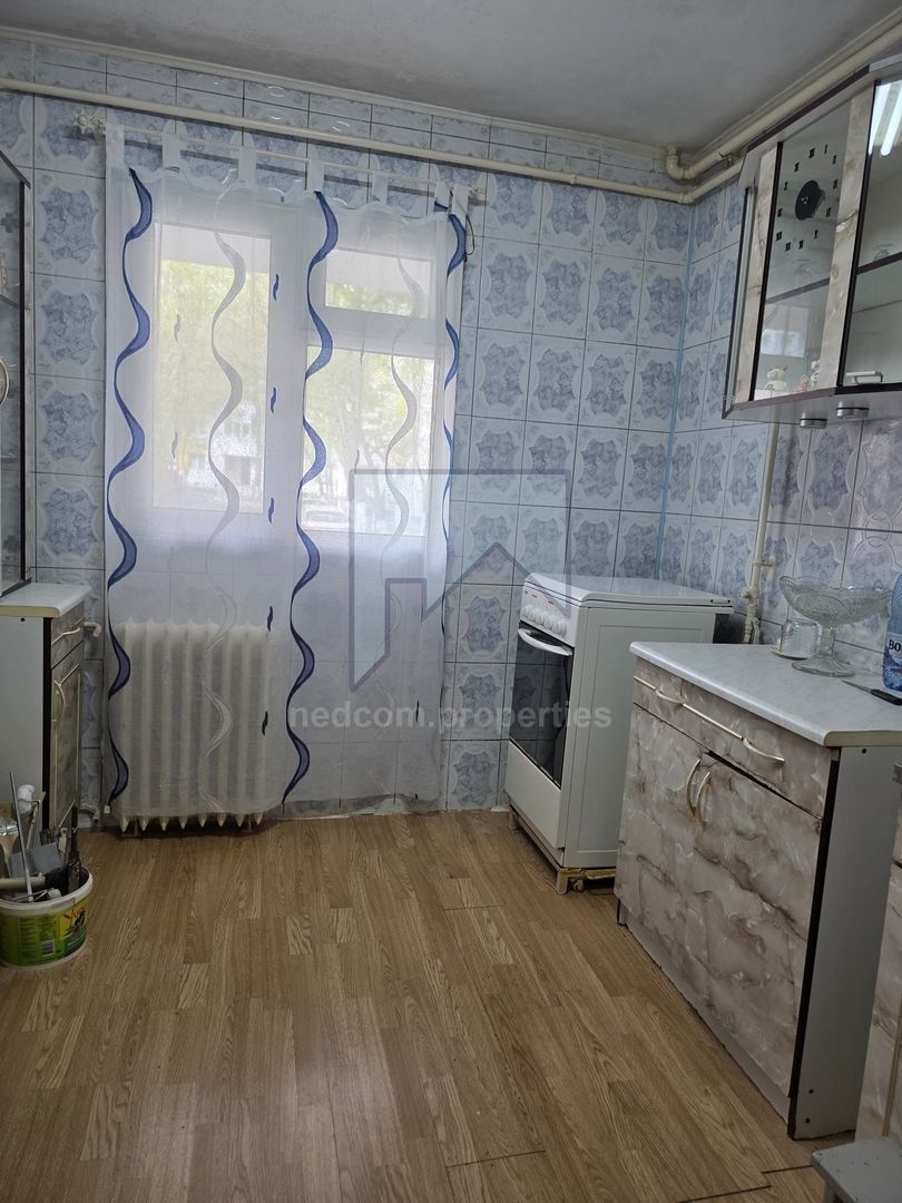 Vanzare apartament 3 camere Rahova - Margeanului - Poză 14