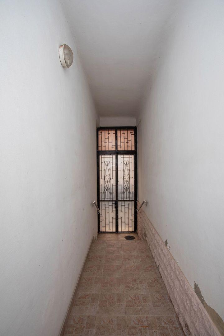 Vilă, singur în curte, central, Oradea 128 mp. 800  E/lună. Comision 0 - Poză 27